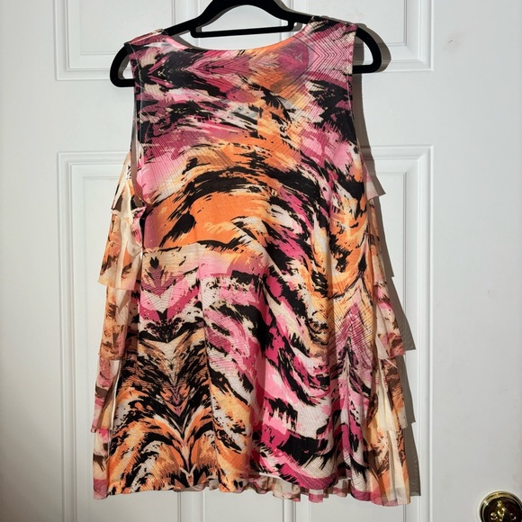 ❤️2/$15 or 3/$21❤️ Chico’s Tiered Ruffled Tank Top, Size 3, Women’s Size 16 - Picture 2 of 8